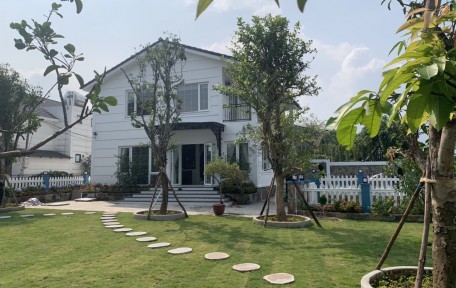 Ngôi nhà ngoại ô - Háo hức trở về dịp cuối tuần